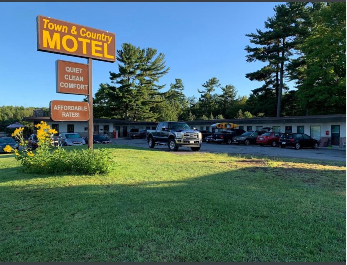 Town & Country Motel Parry Sound Exterior foto